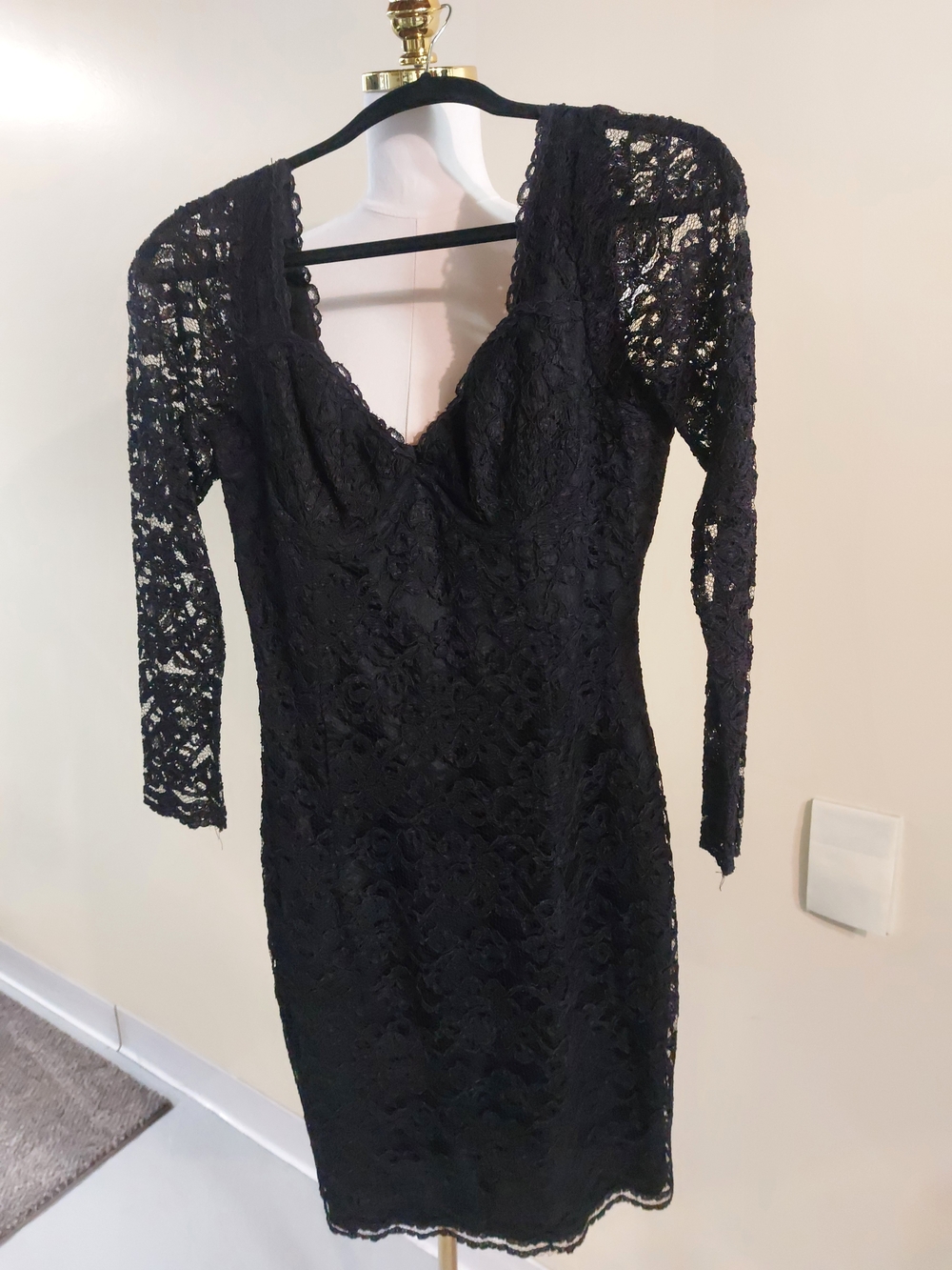 Long Sleeve Black Lace Sheath Dress